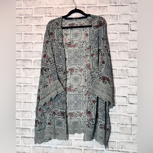 Mason &Belle sage green Floral Lace Women’s size 2X sheer style cover up kimono